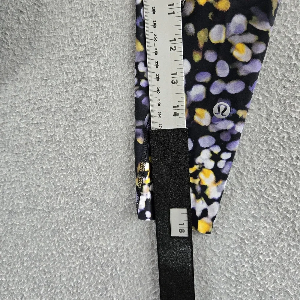 Lululemon‎ Women Activewear Pants 4 Black Floral Fast Free Crop II Yoga Legging